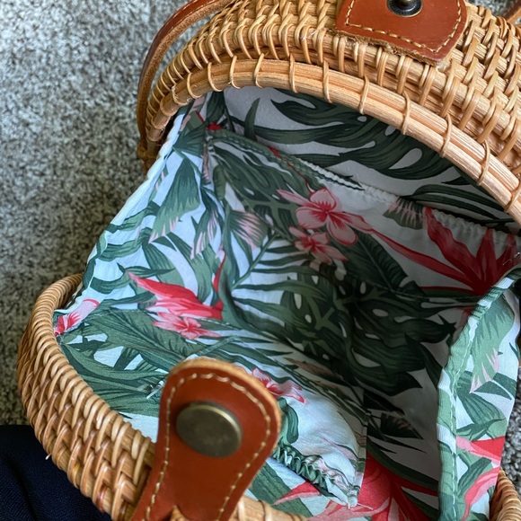 FLASH SALE Boho Straw Rattan Round Bag - Picture 4 of 5